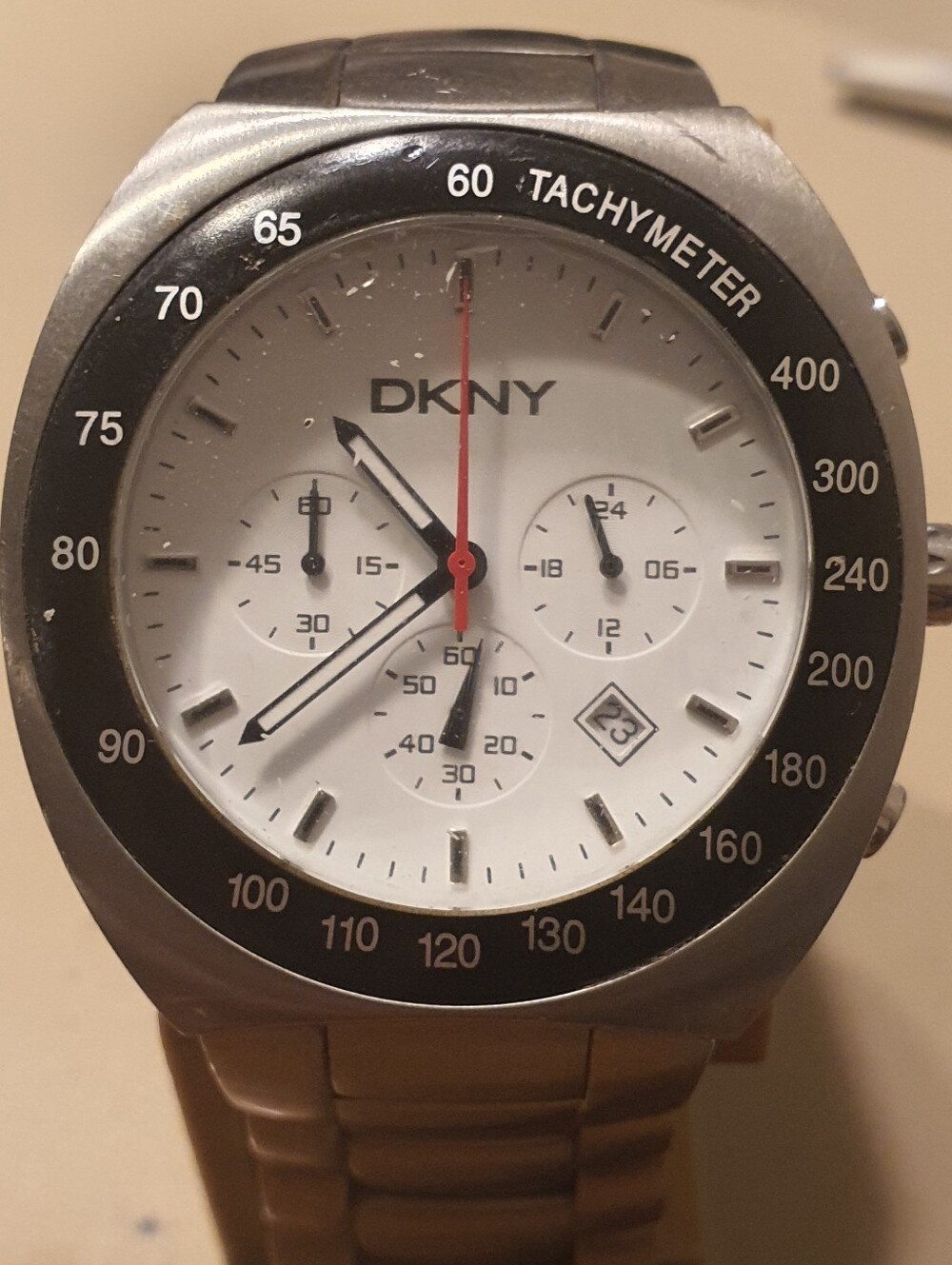 DKNY NY-5057 Silver /White Stainless Steel Chronograph Men's Watch w/Date